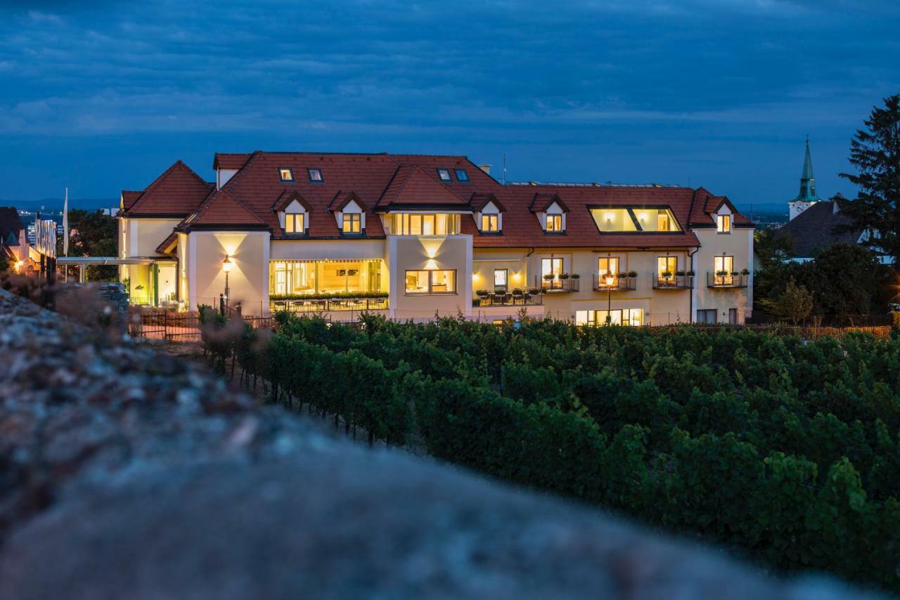 Hotel Turmhof Gumpoldskirchen Exterior foto